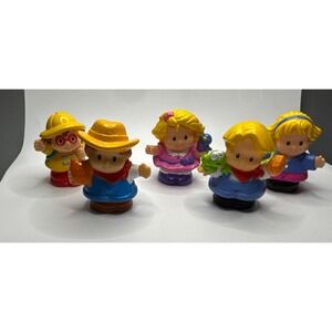 Fisher-Price Little People Random Figures Lot Of 5 people 2000-2005